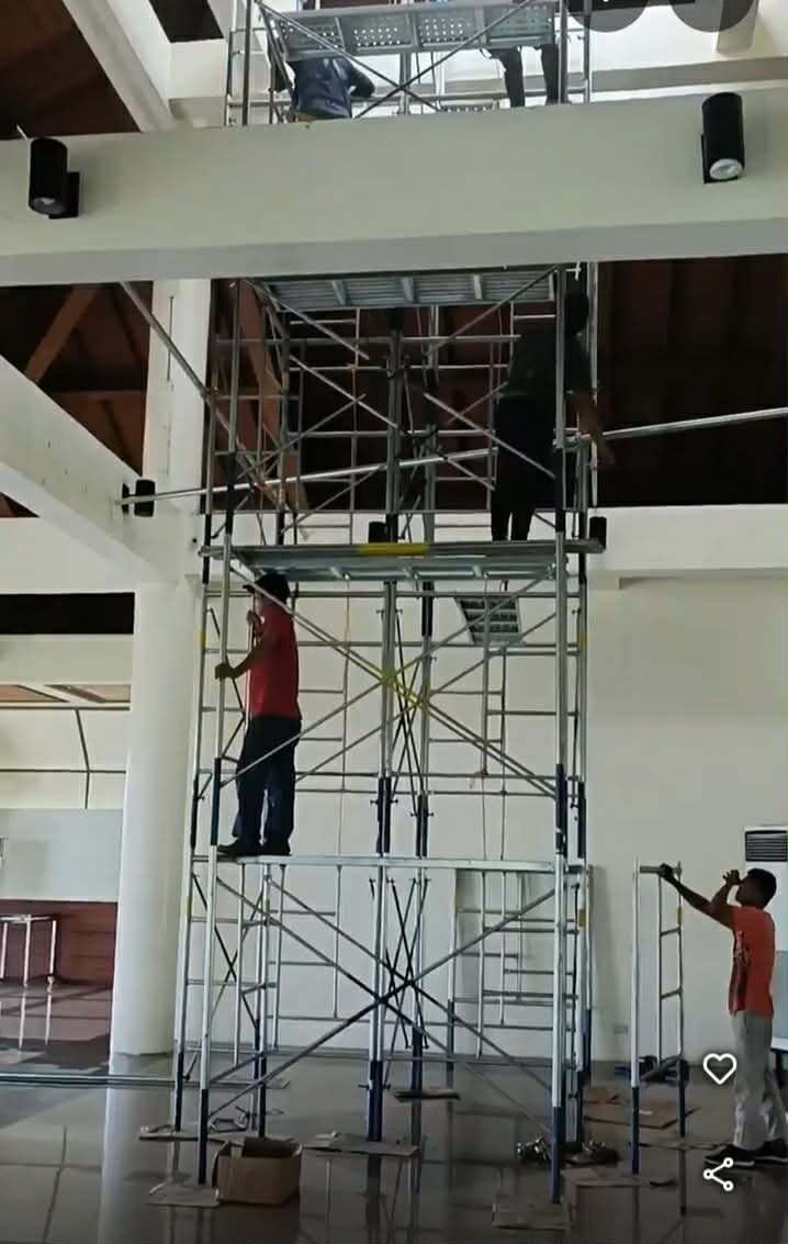 High Ceiling Indoor Scaffolding
