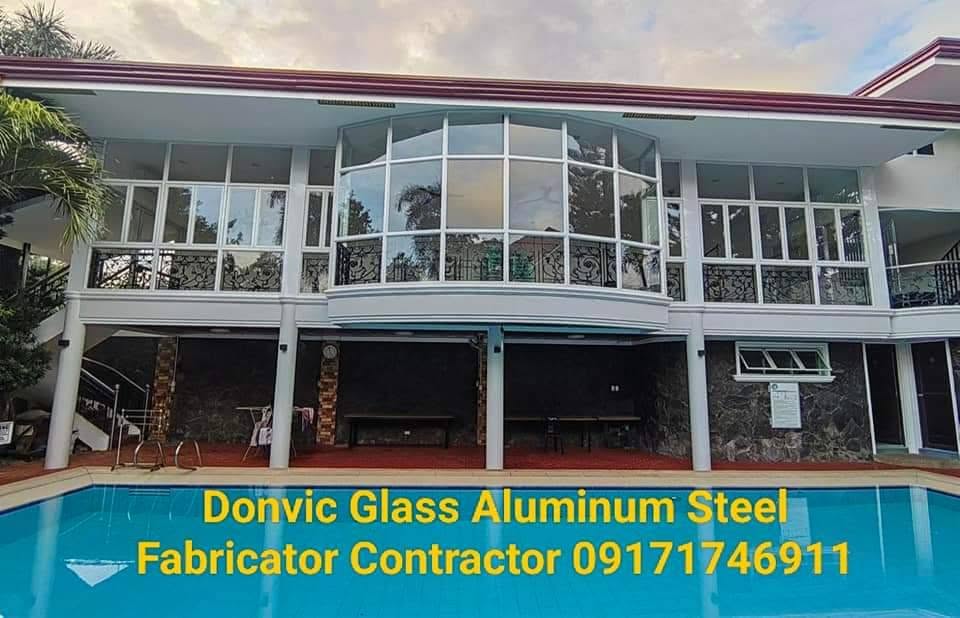 Curved Glass Facade